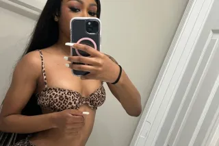 New 18 Slim Thick Throatmassage Thearpist - Image 3