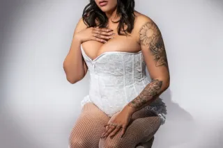 NEW IN TOWN 🆕 ALL NATURAL BUST... - Image 1