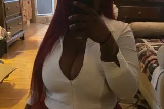 ✨ᗴ᙭TᖇᗴᗰᗴᒪY SKIᒪᒪᗴᗪ✨ Best PUSSY... - Image 1