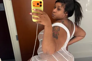 OUTCALLS / CAR DATES ONLY 🫣 SEXY IS AN UNDERSTATEMENT 😰😍 Gorgeous and THICK 😙🍑 Upscale! Classy and Nasty 😋💦 - Image 2