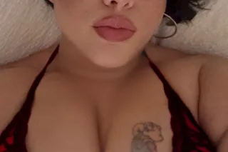 STOP SCROLLING IM BACK 🛑 mention the special get a discount 💰 VERIFIED AND HIGHLY REVIEWED THROAT GOAT 💋 - Image 2