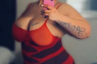 STOP SCROLLING IM BACK 🛑 mention the special get a discount 💰 VERIFIED AND HIGHLY REVIEWED THROAT GOAT 💋 - Image 1