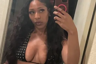 sexy tight ebony 💋💋 - Image 1